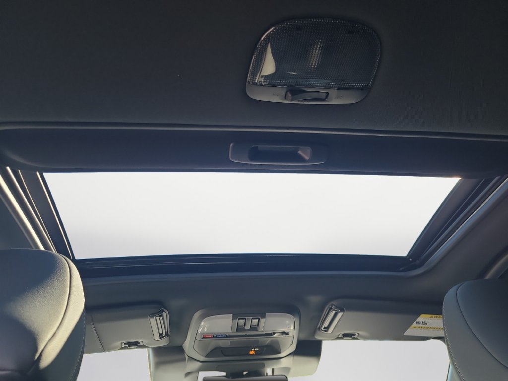 Certified 2024 Subaru Crosstrek 2.5i Wilderness w/ Crosstrek Mirror Package AWD/4WD image 18