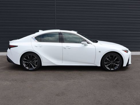 Used 2022 Lexus IS 350 F Sport w/ Navigation Package AWD/4WD image 4