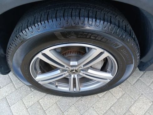 Used 2022 Mercedes-Benz GLC 300 4MATIC image 9