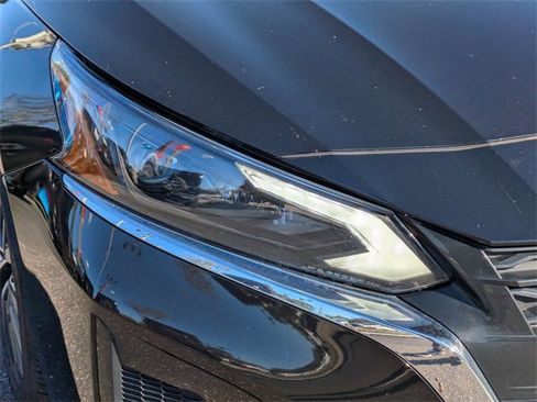 Used 2023 Nissan Altima 2.5 SV image 9