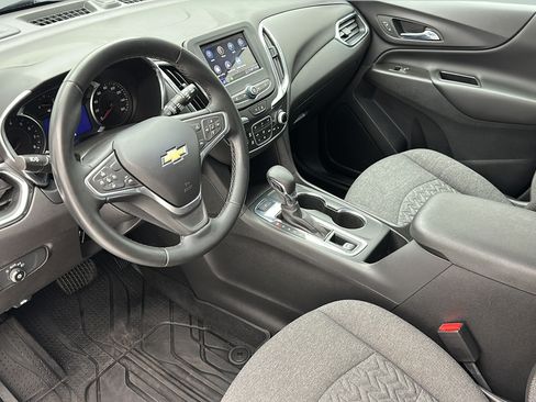 Used 2023 Chevrolet Equinox LT AWD/4WD image 11