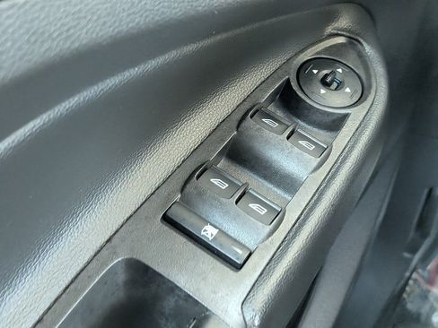 Used 2018 Ford Escape S FWD image 21