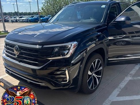 Used 2025 Volkswagen Atlas SEL Premium R-Line AWD/4WD image 1