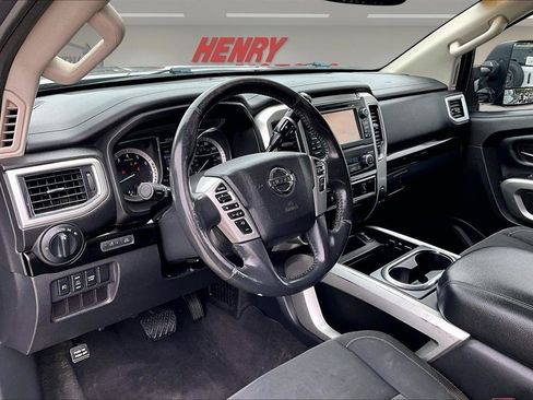 Used 2016 Nissan Titan SV AWD/4WD image 14