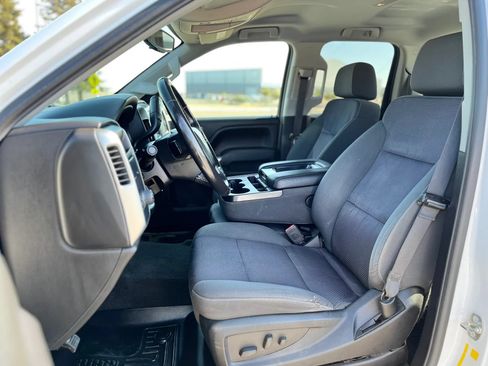 Used 2018 Chevrolet Silverado 1500 LT w/ All Star Edition RWD image 10