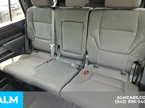 Used 2025 Toyota Sequoia SR5 AWD/4WD image 17