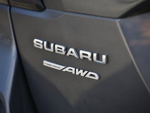 Used 2022 Subaru Outback Premium image 8