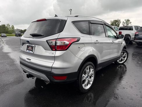Used 2018 Ford Escape Titanium w/ Ford Safe & Smart Package AWD/4WD image 5