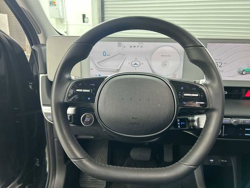 Used 2024 Hyundai Ioniq 5 SE image 11