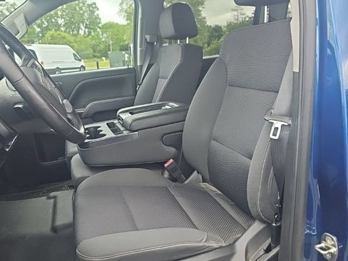 Used 2018 GMC Sierra 1500 SLE w/ SLE Value Package AWD/4WD image 10
