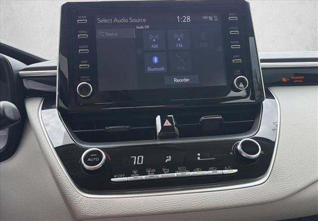 Used 2020 Toyota Corolla LE w/ Protection Package FWD image 18