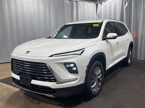 New 2026 Buick Enclave Preferred image 3