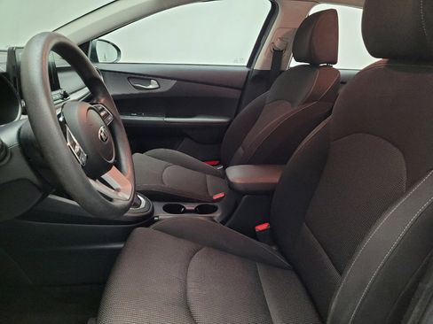 Used 2020 Kia Forte LXS FWD image 17