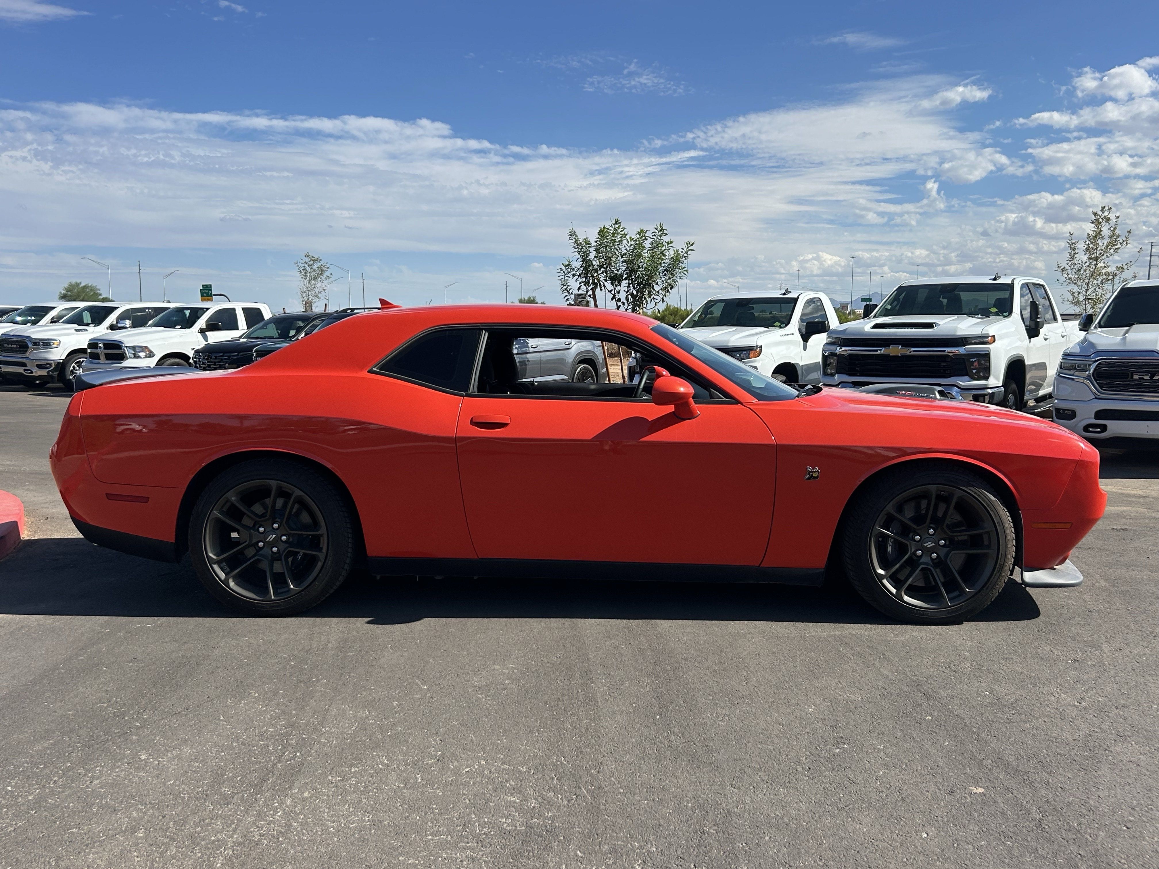 Used 2022 Dodge Challenger R/T Scat Pack w/ Shaker Package RWD image 2
