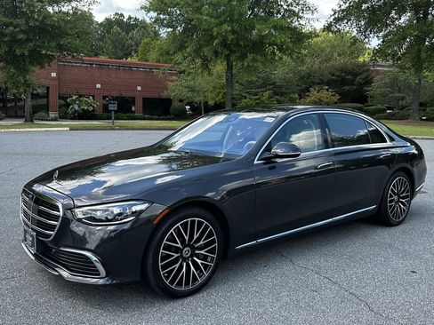 Certified 2022 Mercedes-Benz S 580 4MATIC Sedan image 4