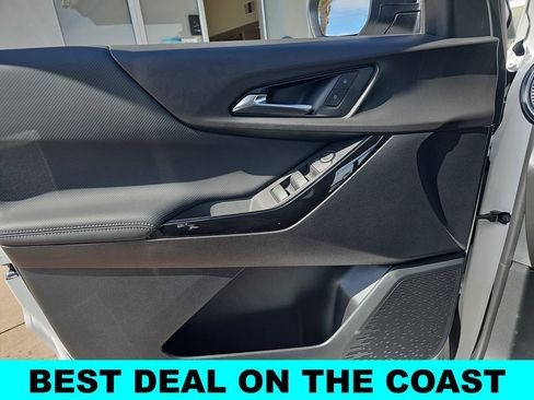 New 2026 Chevrolet Equinox LT w/ Safety and Technology Package FWD image 14