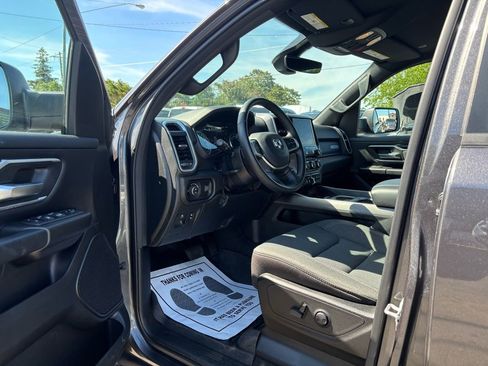 Used 2022 RAM 1500 Big Horn AWD/4WD image 18