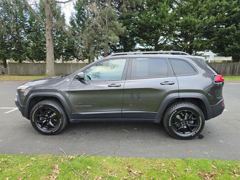 Used 2014 Jeep Cherokee Trailhawk w/ Trailer Tow Group image 3