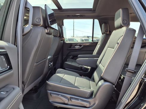 New 2026 GMC Yukon Elevation w/ Elevation Premium Package image 17