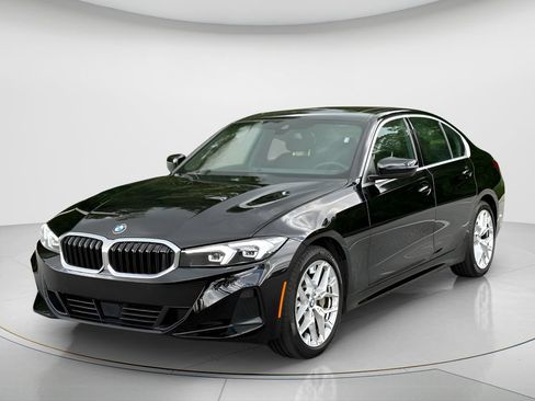 Used 2026 BMW 330i Sedan RWD image 1