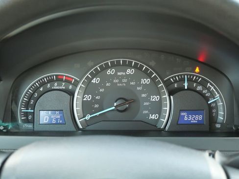 Used 2015 Toyota Camry LE FWD image 21