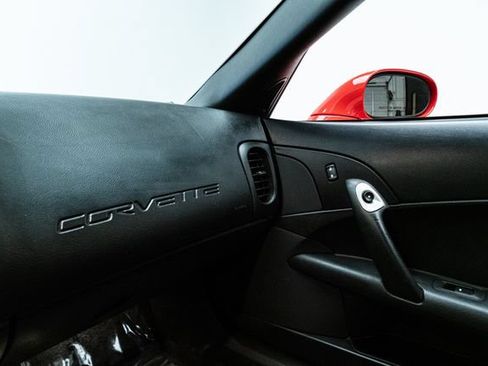 Used 2013 Chevrolet Corvette Coupe w/ Battery Protection Package RWD image 26