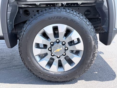 New 2026 Chevrolet Silverado 2500 Custom w/ Custom Value Package AWD/4WD image 34