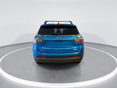 Used 2018 Jeep Compass Latitude w/ Popular Equipment Group image 7