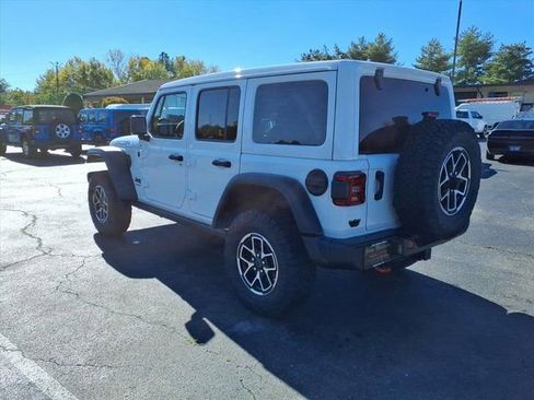 New 2026 Jeep Wrangler Unlimited Rubicon w/ Technology Group image 4