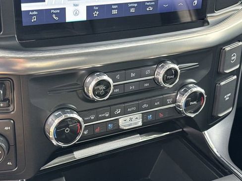 Used 2023 Ford F150 Lariat AWD/4WD image 21