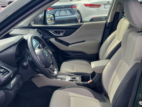 Used 2023 Subaru Forester Premium image 22