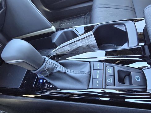 New 2026 Toyota Camry XSE AWD/4WD image 17