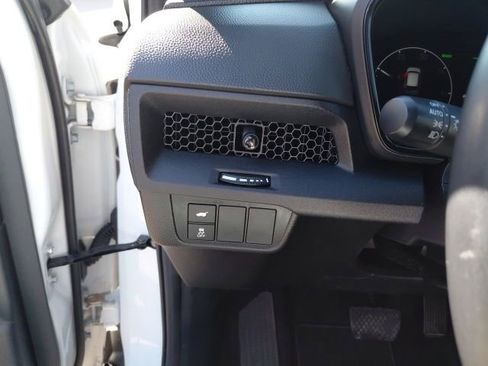 Used 2025 Honda CR-V Sport-L image 15