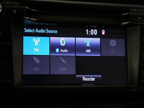 Used 2018 Toyota RAV4 LE w/ All Weather Liner Package AWD/4WD image 20
