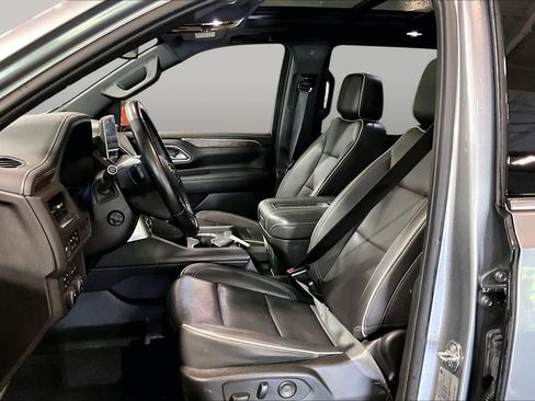 Used 2023 Chevrolet Tahoe Premier AWD/4WD image 9