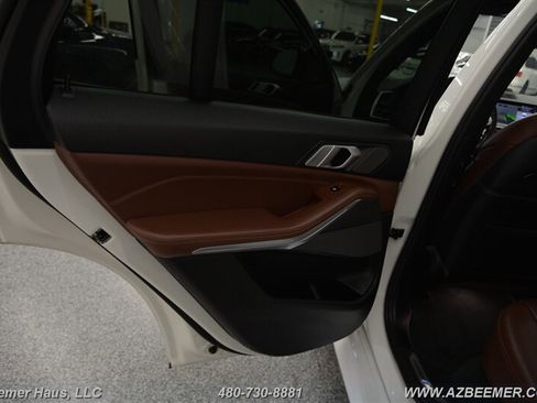 Used 2019 BMW X5 xDrive40i w/ M Sport Package AWD/4WD image 40