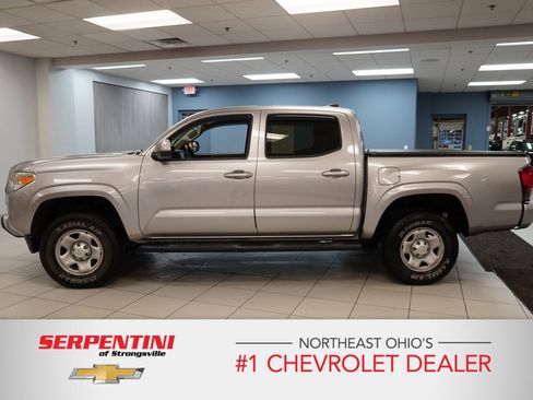 Used 2021 Toyota Tacoma SR image 2
