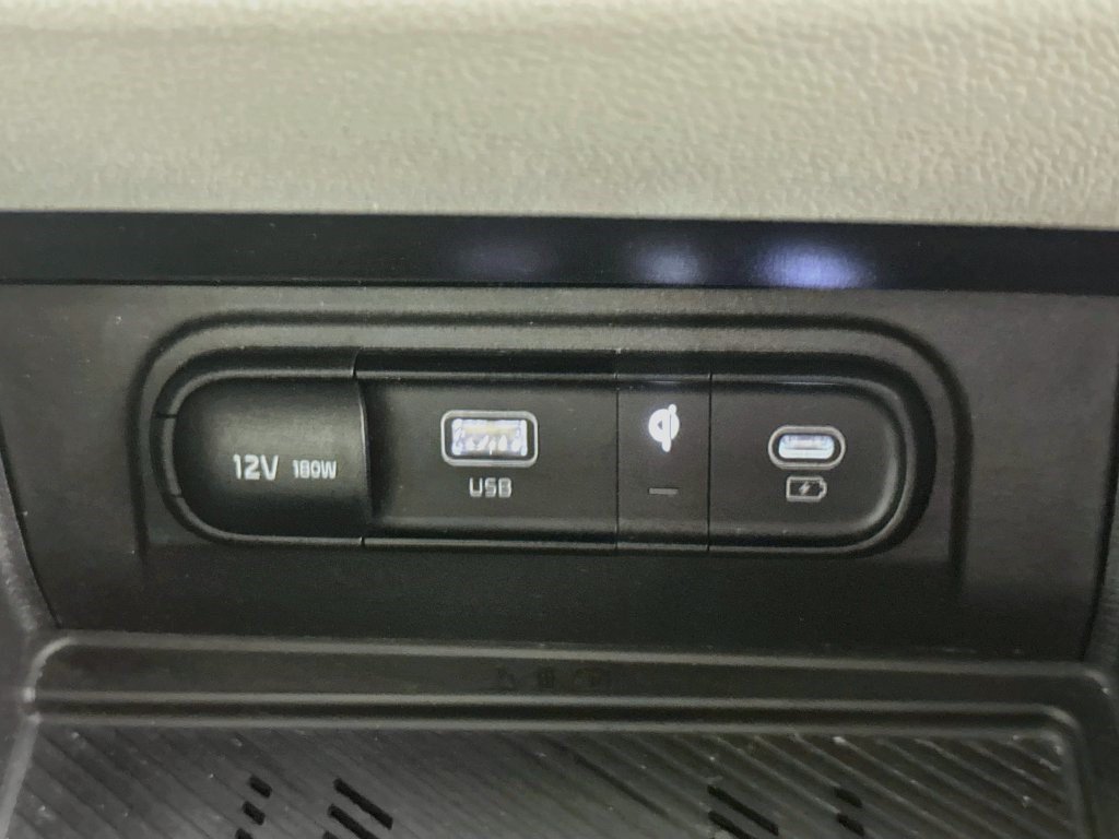 Used 2024 Kia Sportage EX FWD image 40