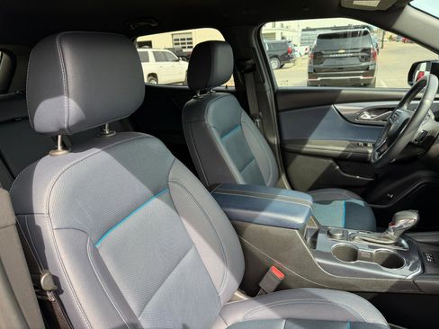 Used 2023 Chevrolet Blazer RS w/ Enhanced Convenience Package image 25