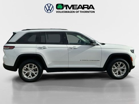 Used 2023 Jeep Grand Cherokee Limited image 6