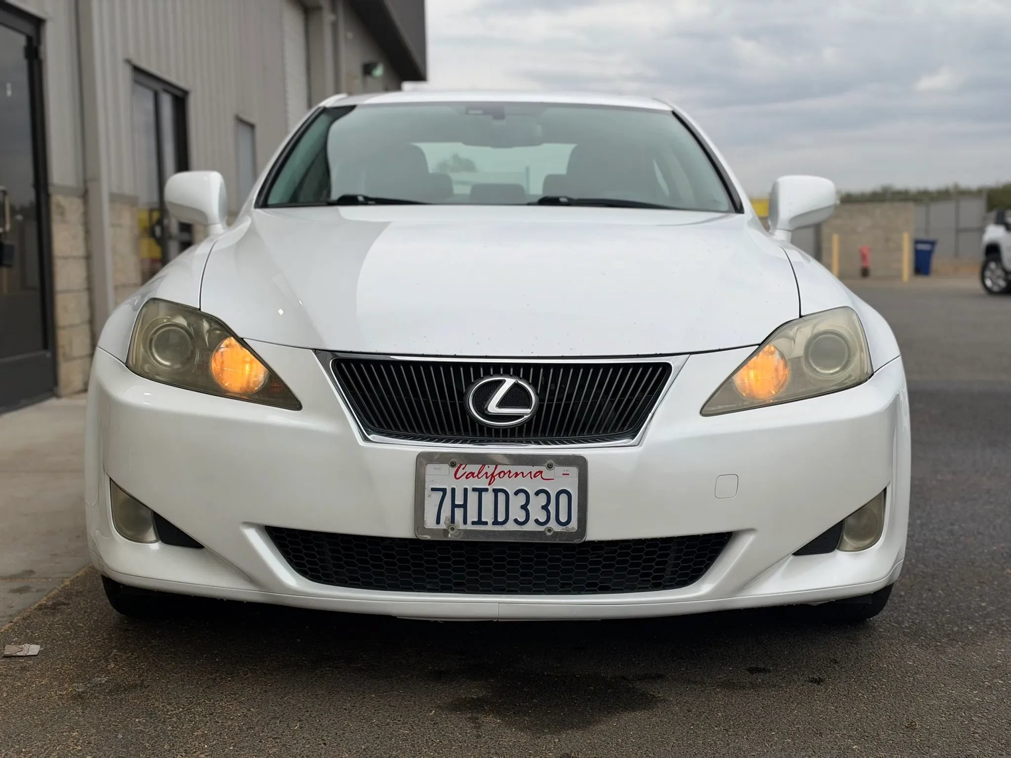 Used 2007 Lexus IS 350 w/ Premium Pkg RWD image 8