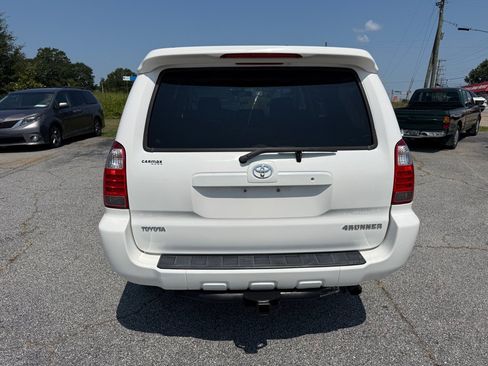 Used 2006 Toyota 4Runner Sport RWD image 6