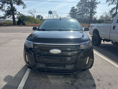 Used 2014 Ford Edge Sport w/ Driver Entry Package image 2