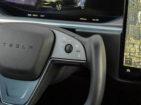 Used 2023 Tesla Model X Plaid image 23