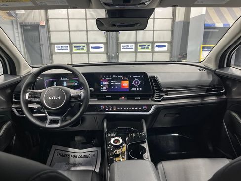 Used 2025 Kia Sportage EX w/ EX Premium Package AWD/4WD image 33