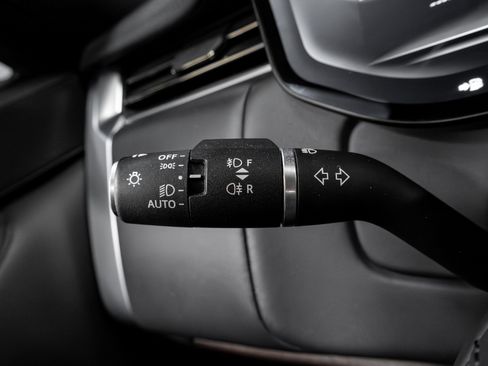 Used 2023 Land Rover Range Rover Long Wheelbase SE image 55