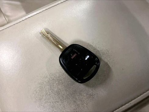 Used 2005 Lexus SC 430 Convertible image 13