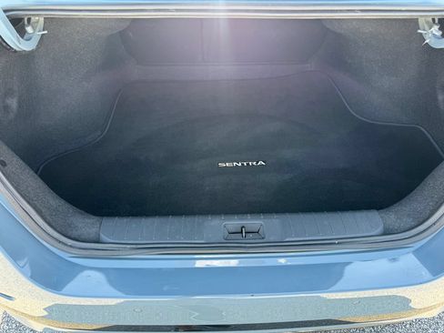 Used 2025 Nissan Sentra SR FWD image 20