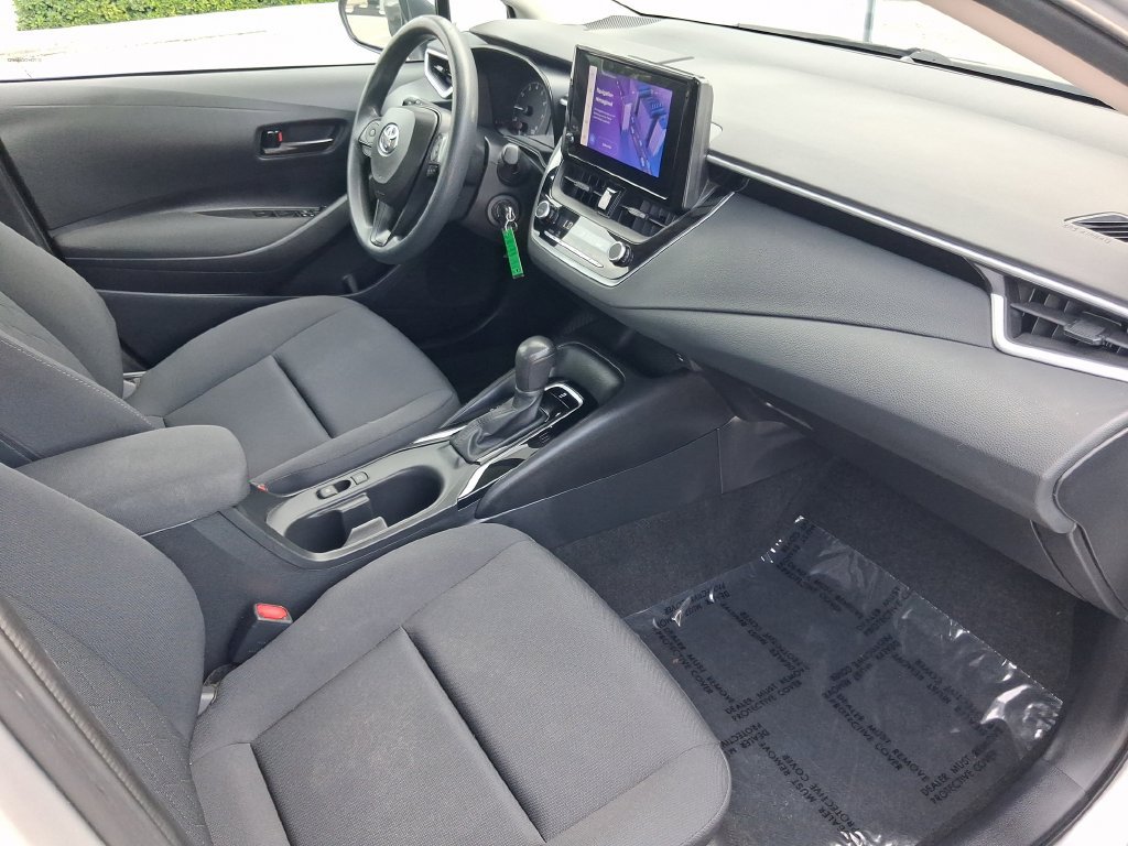 Used 2023 Toyota Corolla LE FWD image 25