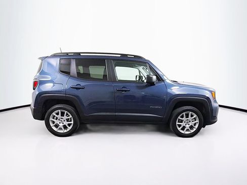 Used 2022 Jeep Renegade Latitude w/ Convenience Group AWD/4WD image 8